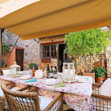 Hébergement de vacances Holiday Home Can Gaia *